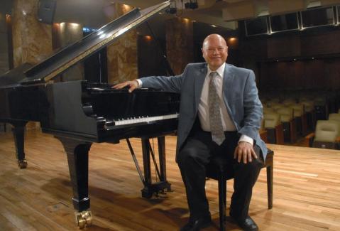bol-1594-el-pianista-armando-merino-presentar-su-nuevo-disco-la-belle